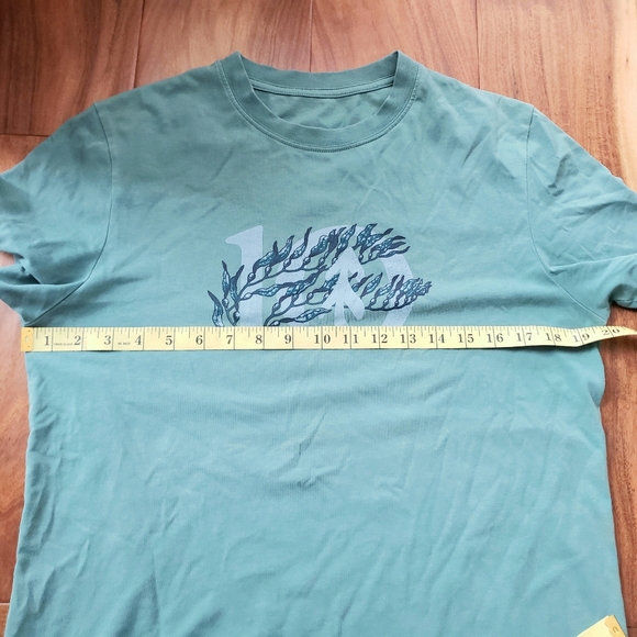 tentree Green Graphic Men's T-Shirt - Picture 2 of 3